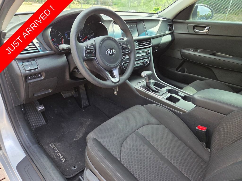 Used 2018 Kia Optima LX w/ 17" Alloy Wheels Package FWD image 25
