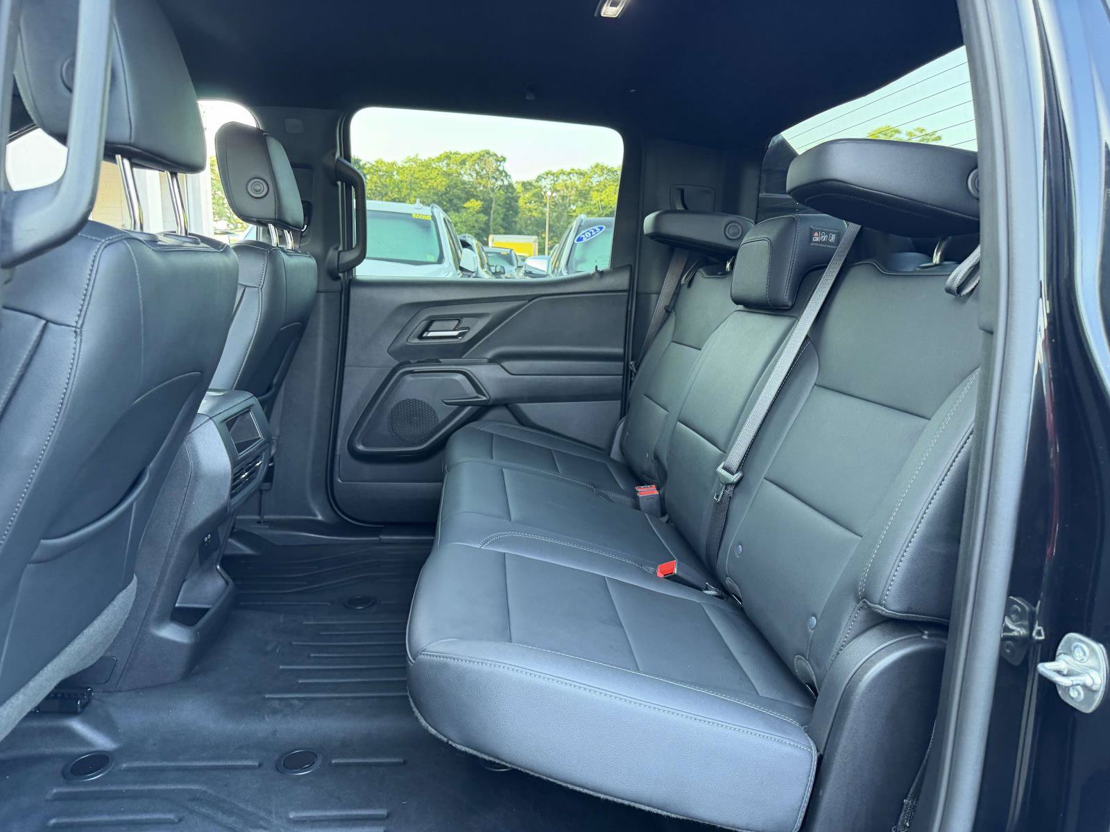 Certified 2024 Chevrolet Silverado EV W/T AWD/4WD image 13