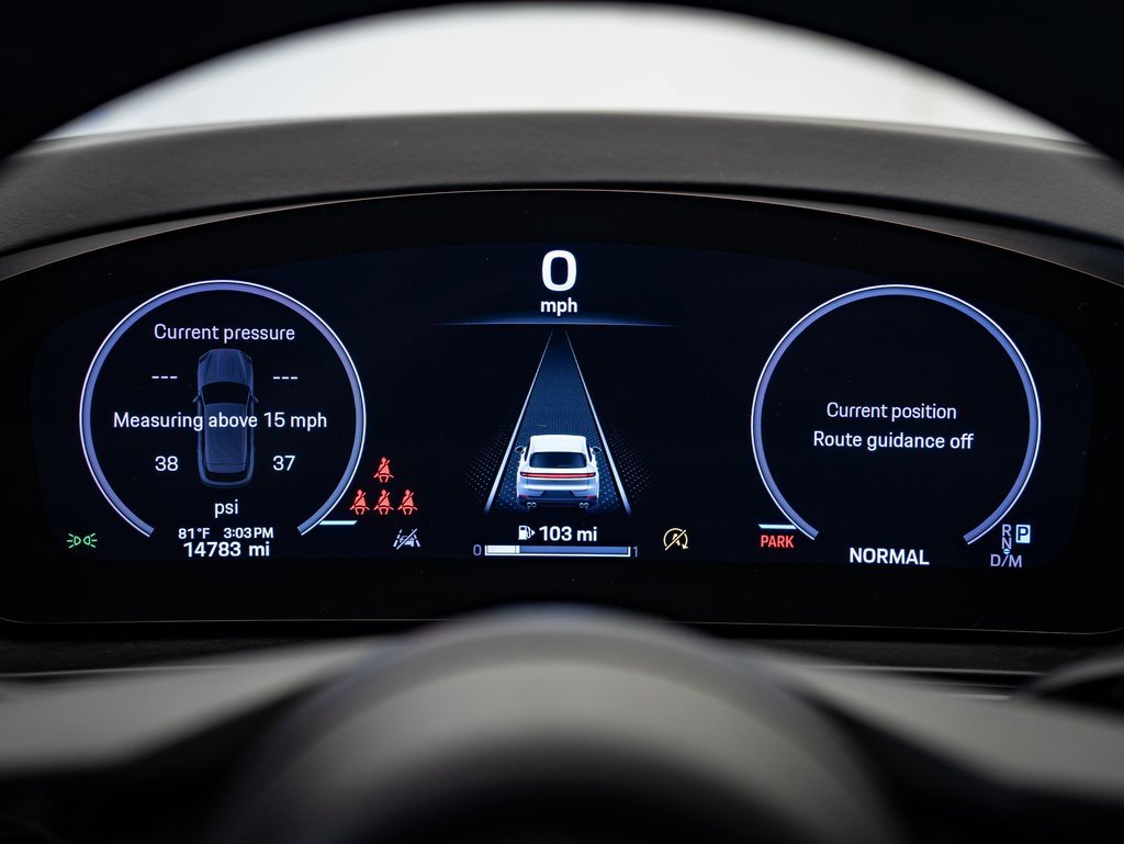 Used 2024 Porsche Cayenne image 27