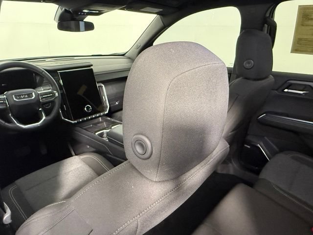 Used 2025 GMC Acadia Elevation FWD image 39