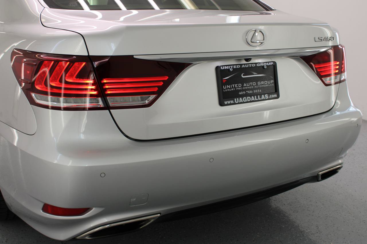 Used 2016 Lexus LS 460 w/ Comfort Package RWD image 24