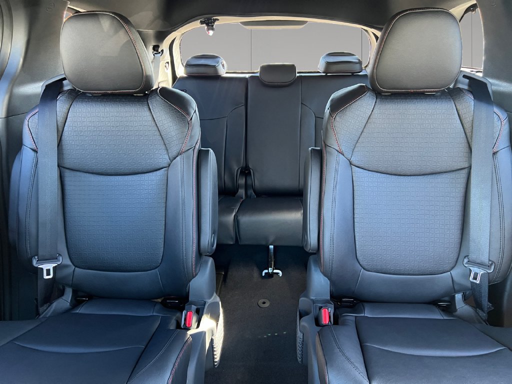 New 2026 Toyota Sienna XSE AWD/4WD image 17