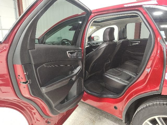 Used 2024 Ford Edge Titanium w/ Equipment Group 301A image 13