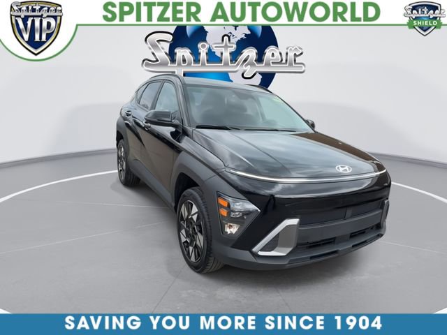 Used 2024 Hyundai Kona SEL AWD/4WD image 2