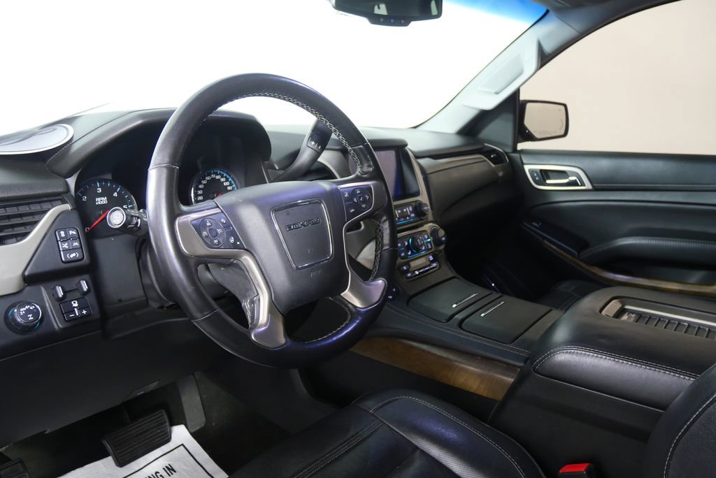 Used 2018 GMC Yukon Denali image 11