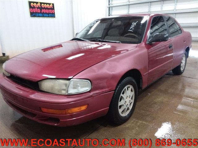 Used 1993 Toyota Camry Deluxe FWD image 4