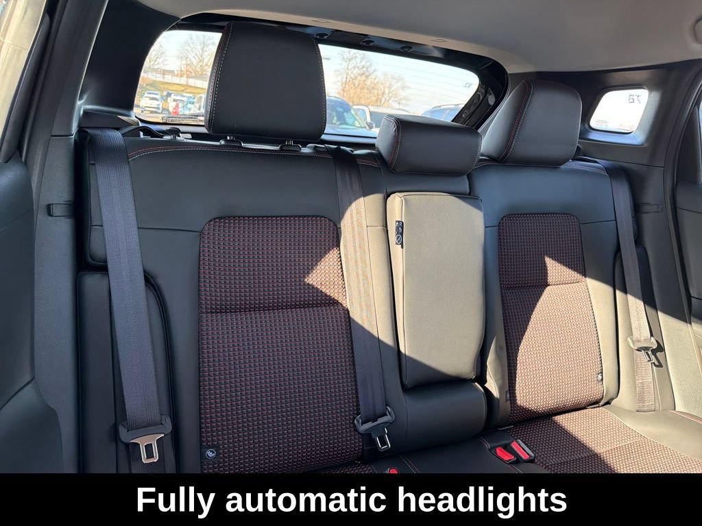 Used 2026 Nissan Kicks SR w/ Cold Weather Package AWD/4WD image 39