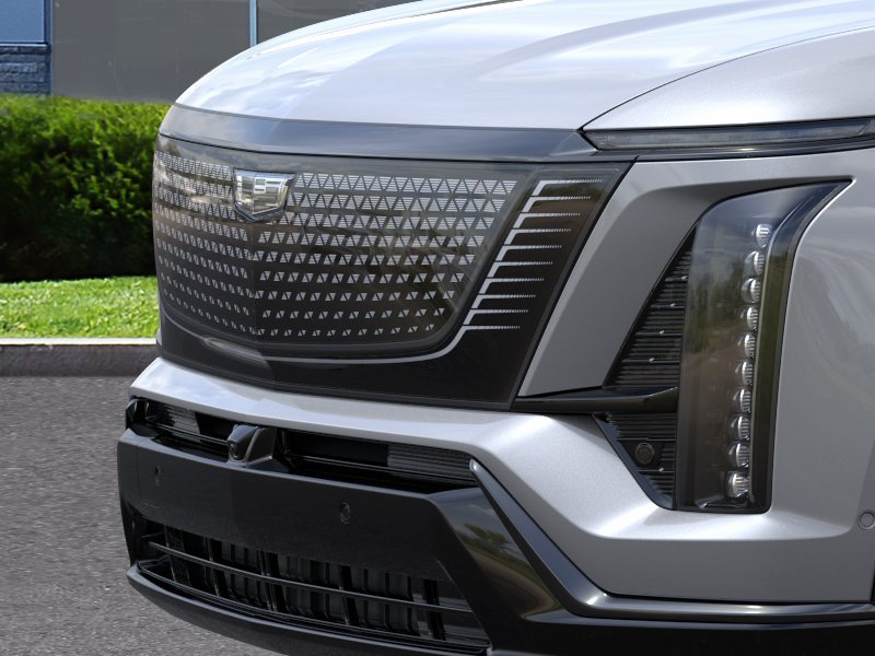 New 2027 Cadillac Vistiq Sport w/ LPO, Trailering Package AWD/4WD image 13