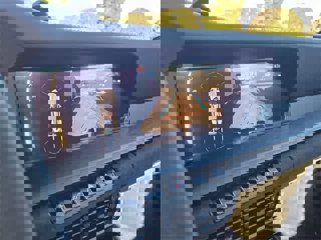 Used 2025 Porsche 911 Carrera 4 GTS image 32