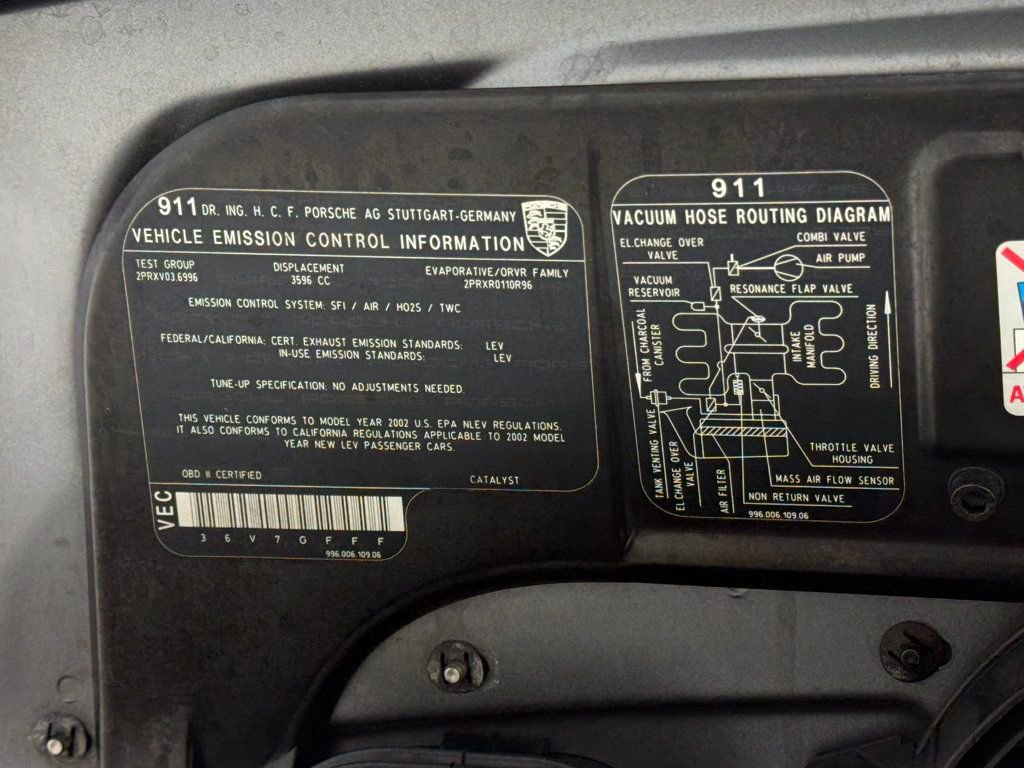 Used 2002 Porsche 911 Cabriolet image 25