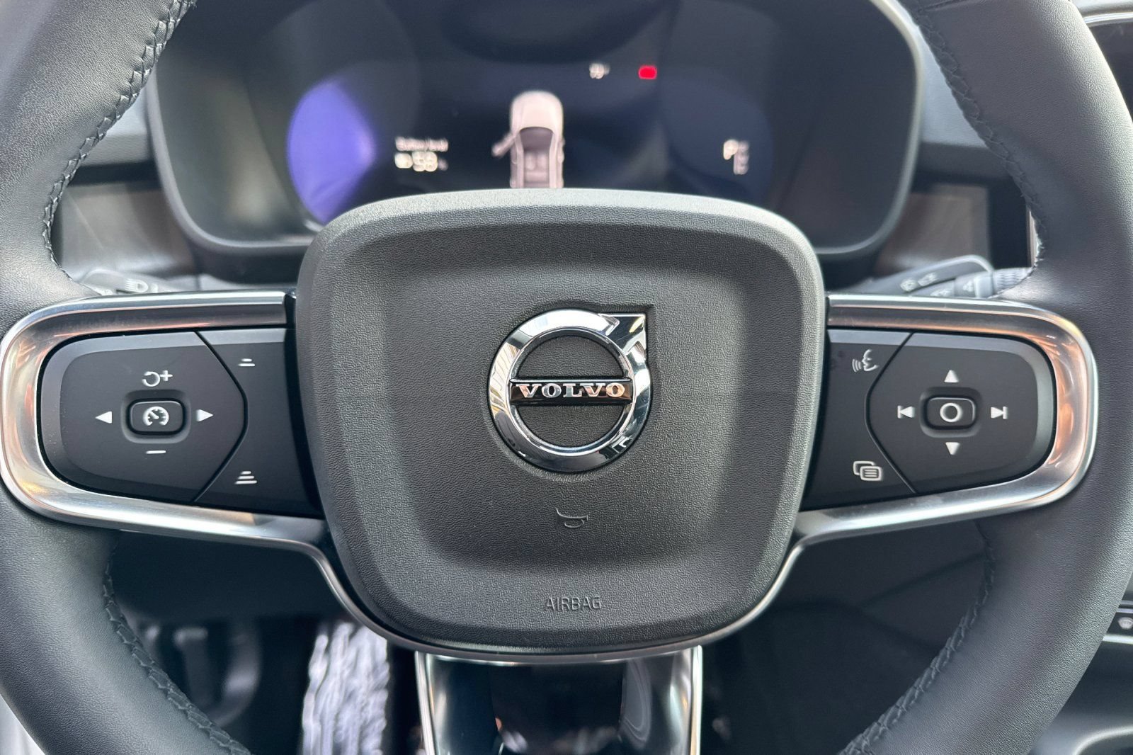 Used 2023 Volvo C40 P8 Recharge Ultimate AWD/4WD image 26