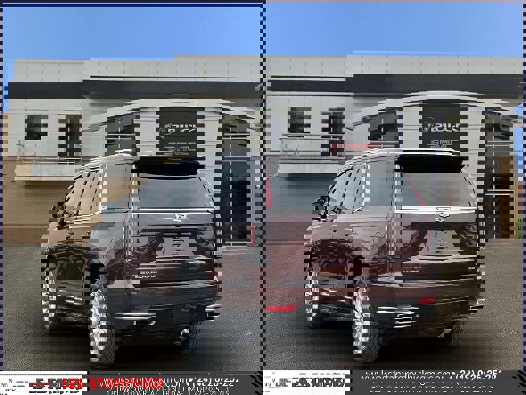 Used 2023 Cadillac Escalade Luxury w/ LPO, Illumination Package image 4