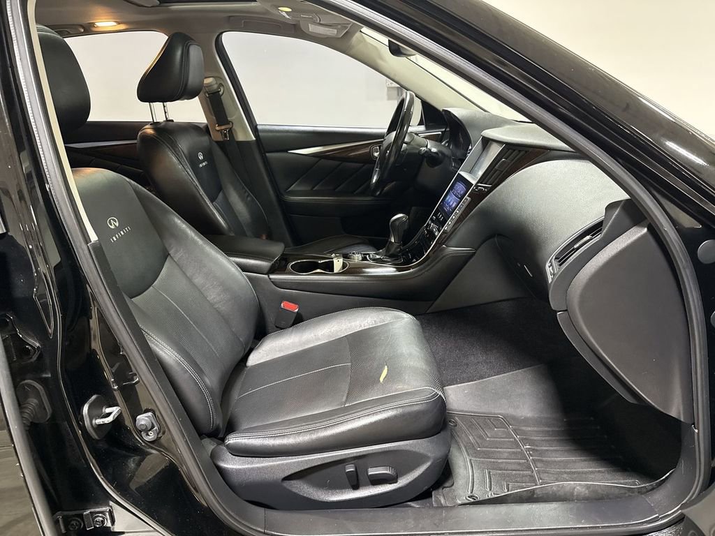 Used 2014 INFINITI Q50 Premium w/ Deluxe Touring Package image 23