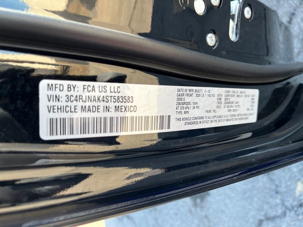 Used 2025 Jeep Wagoneer S Launch Edition image 85