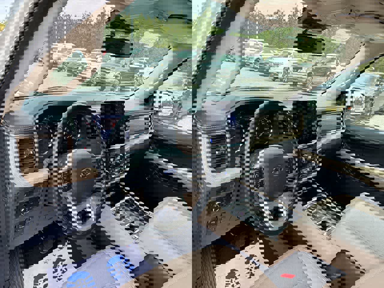 Used 2024 Ford Expedition Max Limited image 10