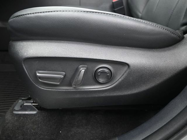 Used 2024 Toyota Grand Highlander Platinum image 12