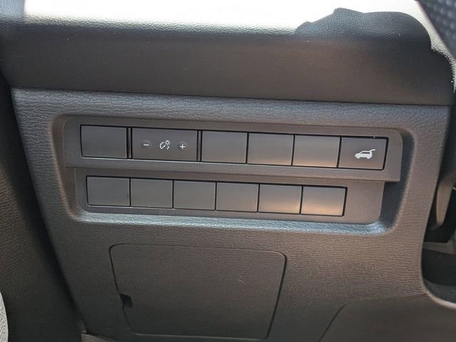 Used 2023 Mitsubishi Outlander SE AWD/4WD image 26
