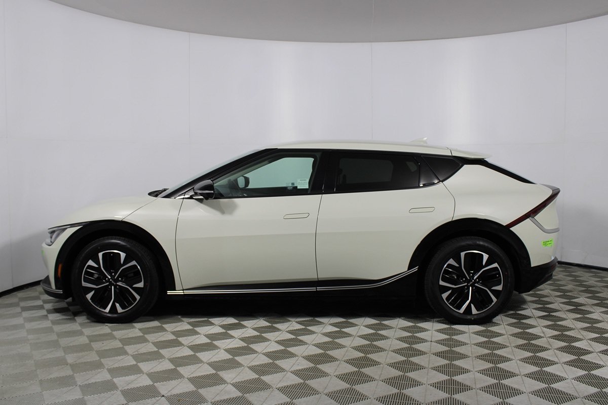 Used 2023 Kia EV6 Wind w/ Wind Technology Package RWD image 4