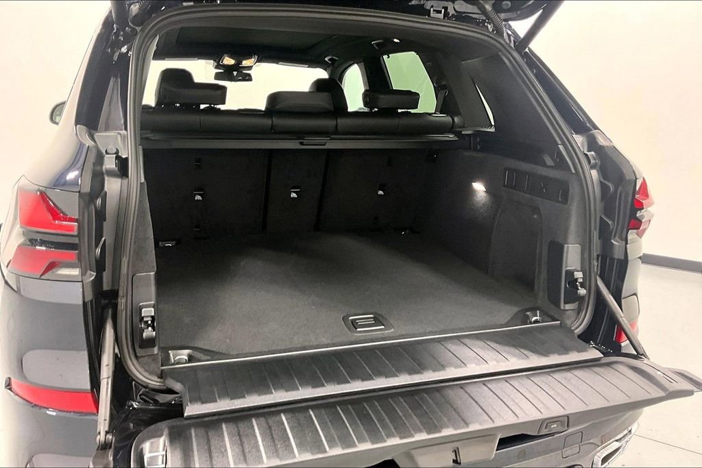 New 2026 BMW X5 xDrive40i w/ M Sport Package image 33
