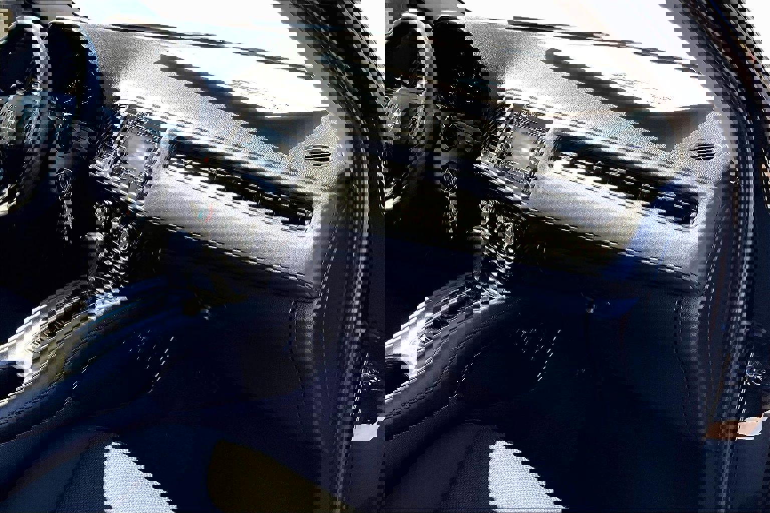 Used 2017 Honda HR-V LX image 15