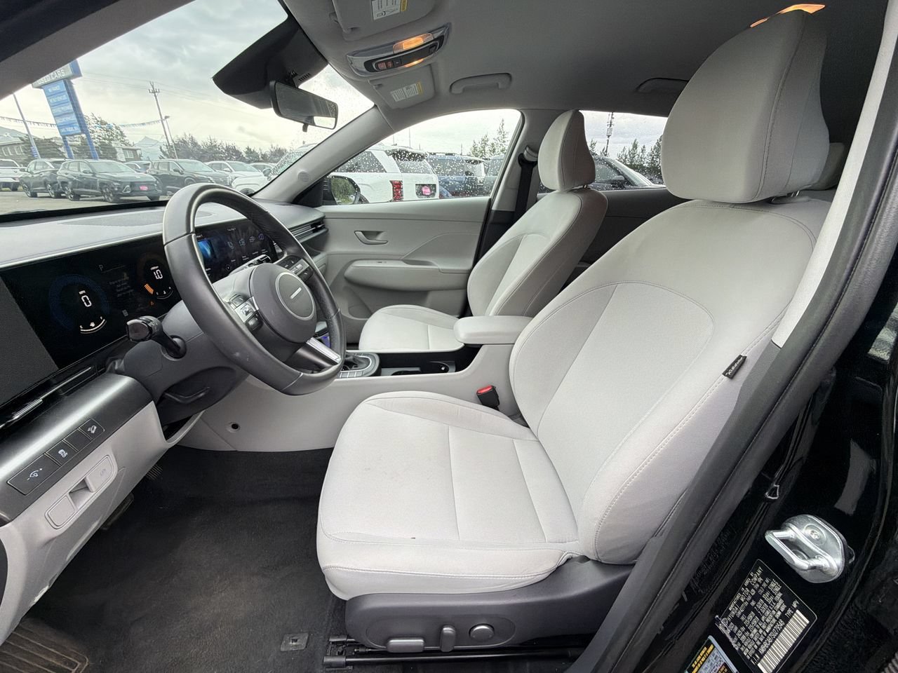 Used 2025 Hyundai Kona SEL AWD/4WD image 13