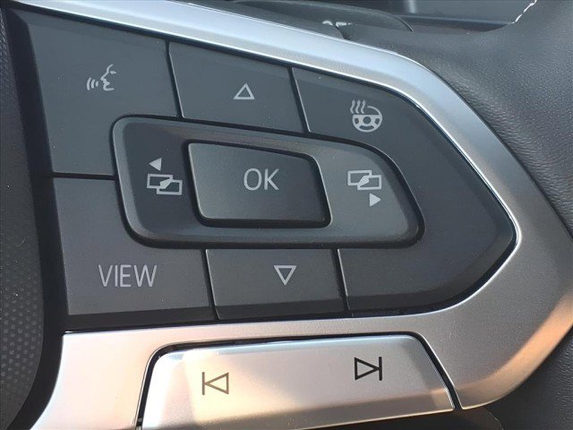 New 2026 Volkswagen Atlas Cross Sport SE image 18