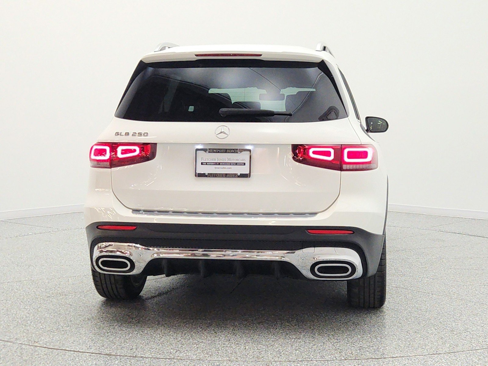 Used 2022 Mercedes-Benz GLB 250 image 6