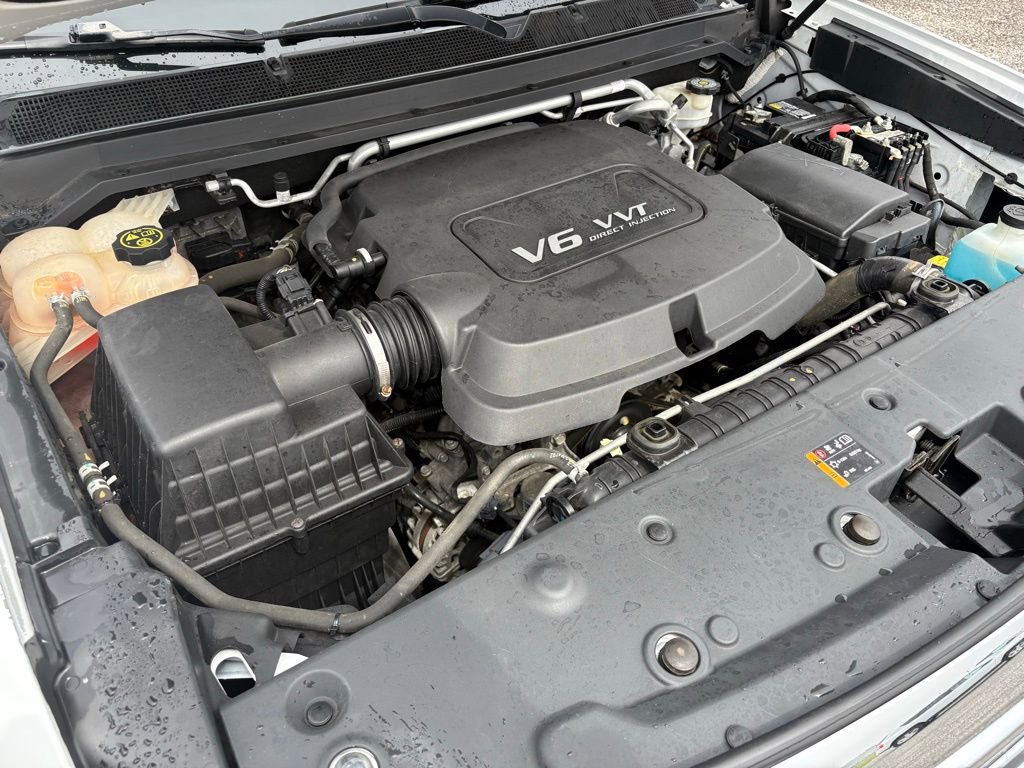 Used 2016 GMC Canyon SLT image 24