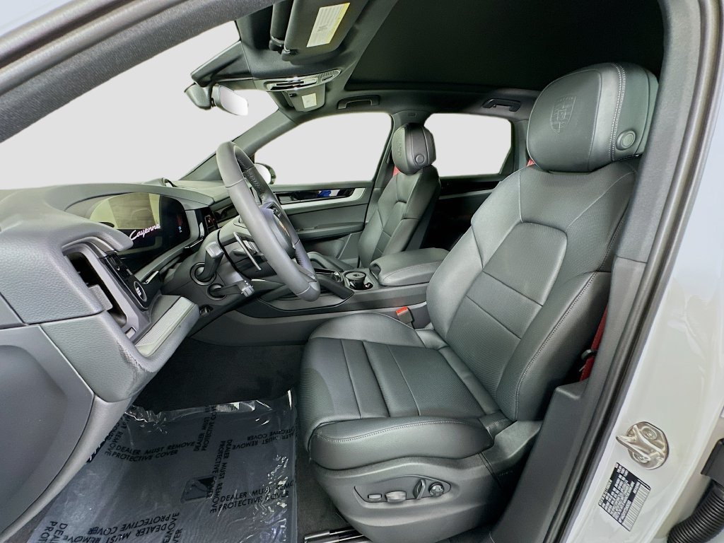 New 2026 Porsche Cayenne AWD/4WD image 5