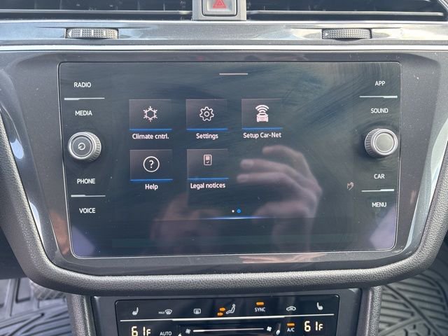 Used 2022 Volkswagen Tiguan SE image 25