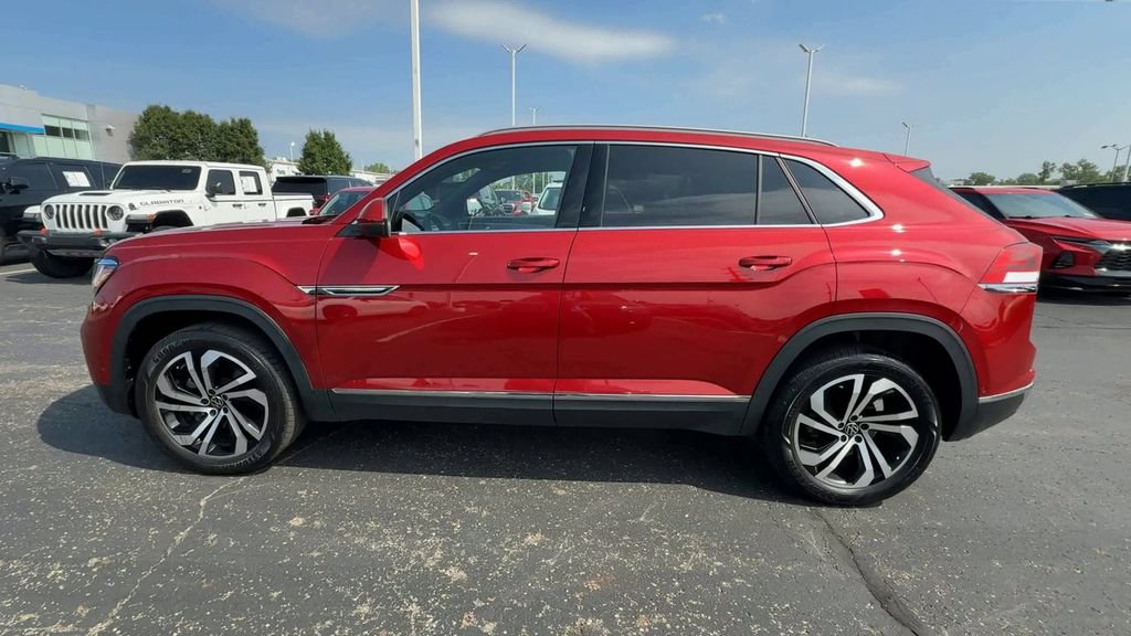Used 2021 Volkswagen Atlas Cross Sport SEL Premium AWD/4WD image 5