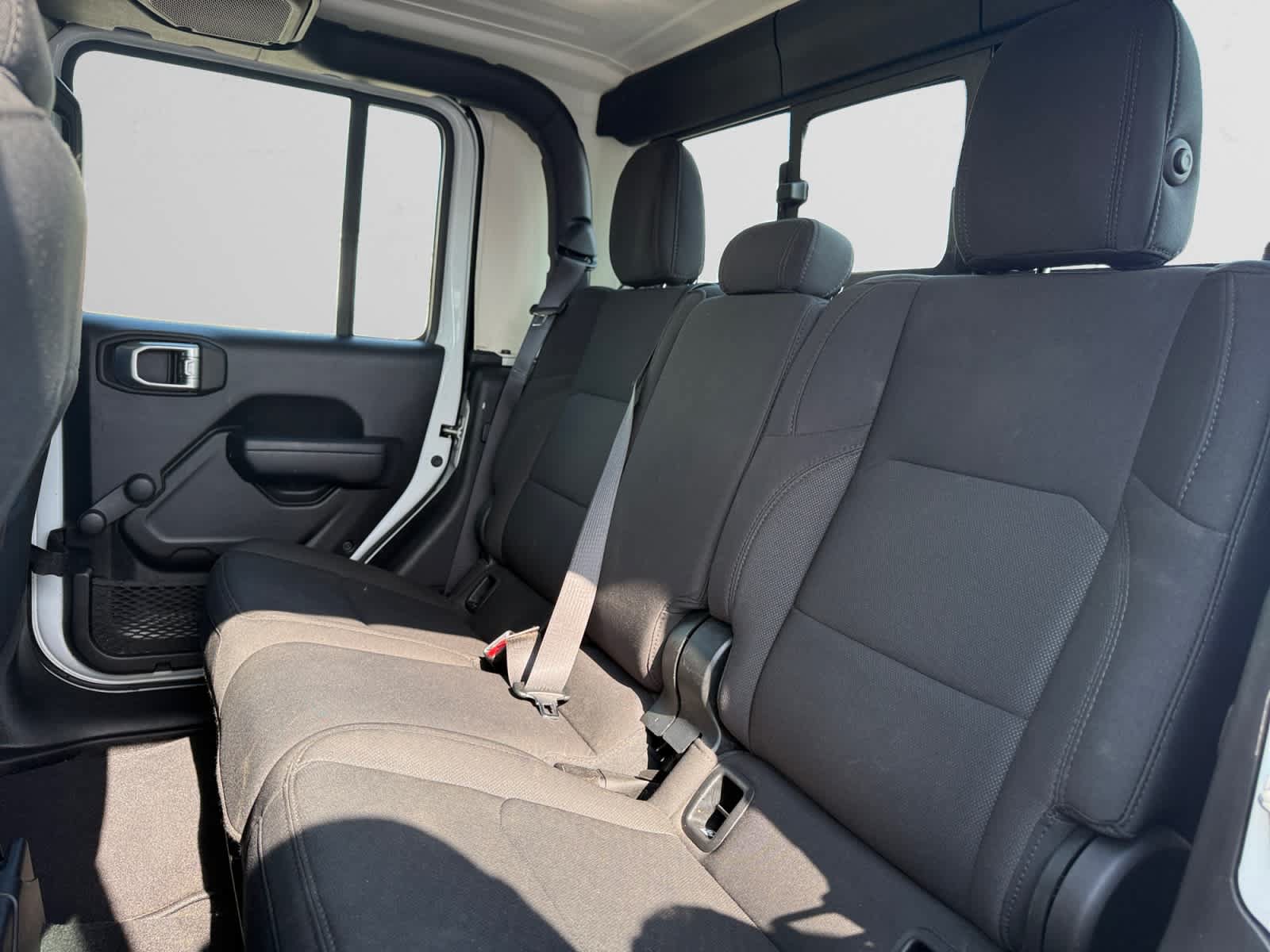 Used 2023 Jeep Gladiator Sport AWD/4WD image 10