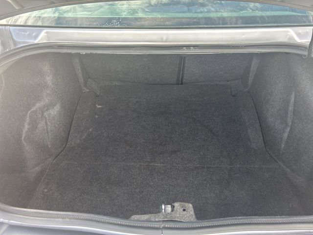 Used 2017 Dodge Challenger R/T image 21