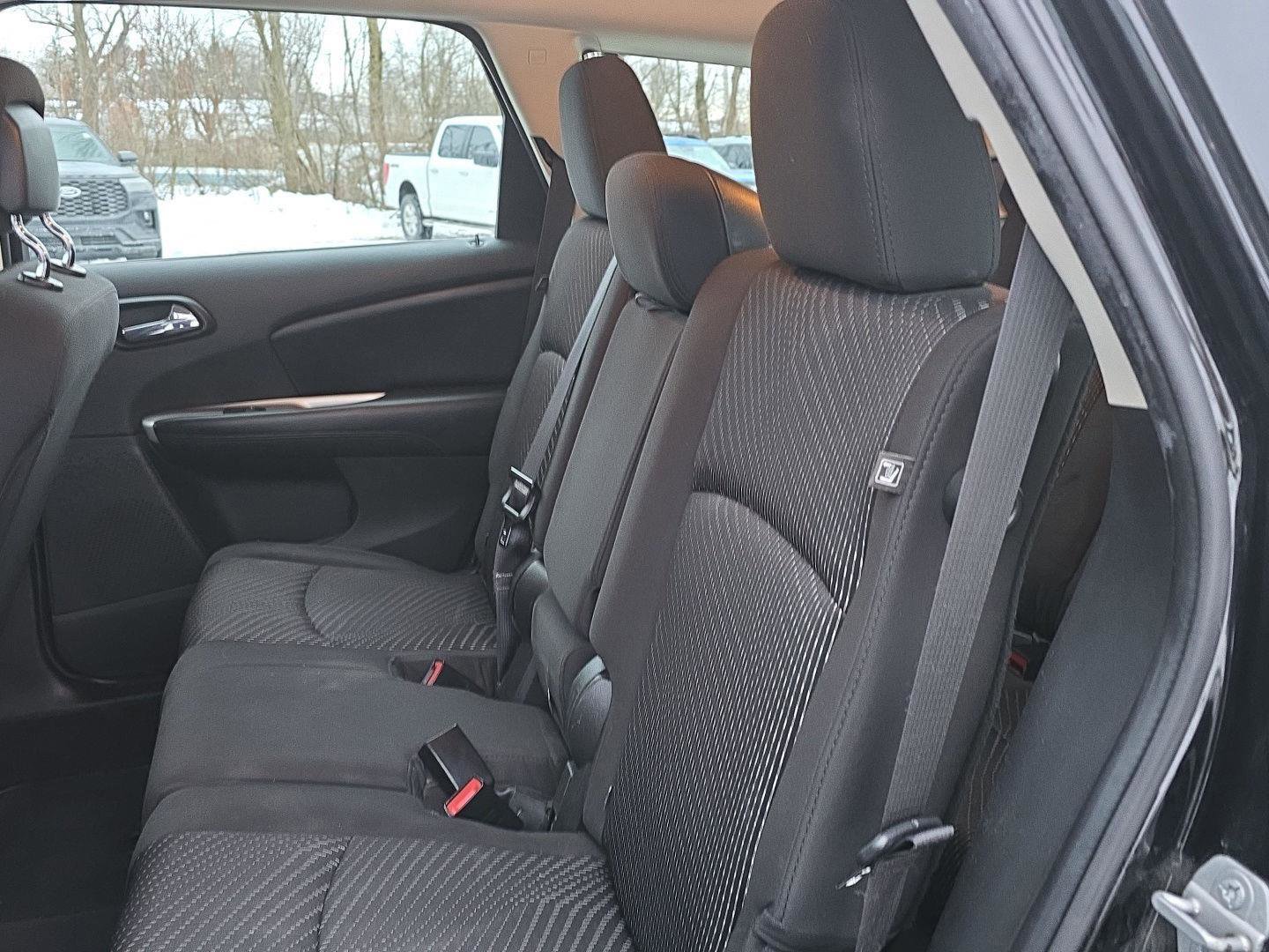 Used 2015 Dodge Journey American Value Package w/ Flexible Seating Group FWD image 29