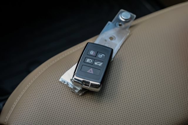 New 2026 Land Rover Range Rover SE AWD/4WD image 73