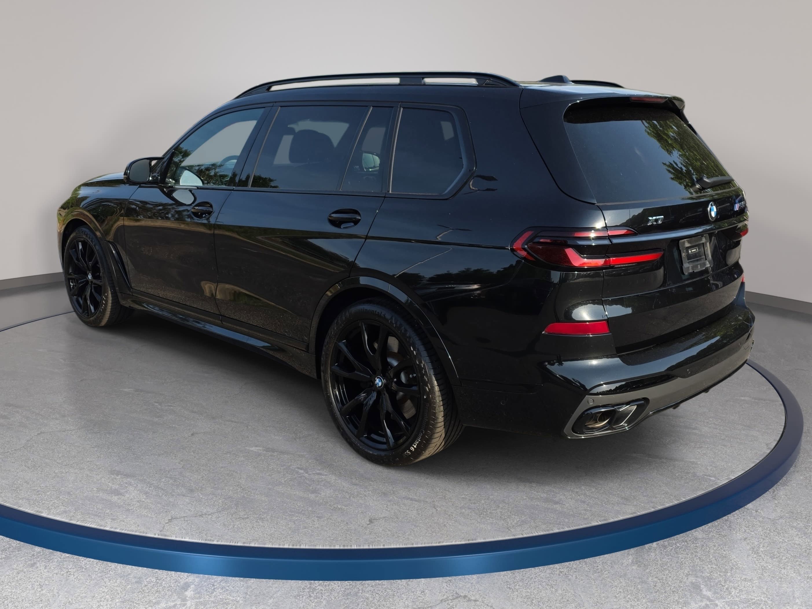 Used 2024 BMW X7 M60i w/ Executive Package AWD/4WD image 7