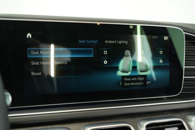Used 2021 Mercedes-Benz GLS 450 4MATIC image 47