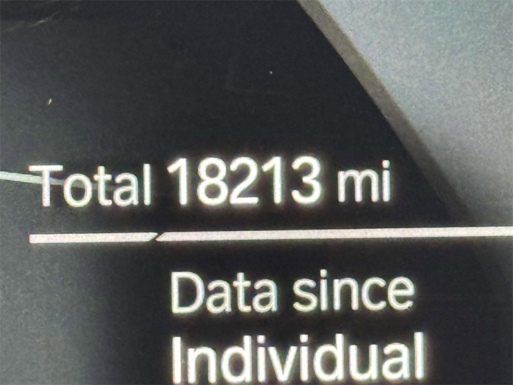 Used 2023 BMW X5 xDrive45e w/ Executive Package image 2