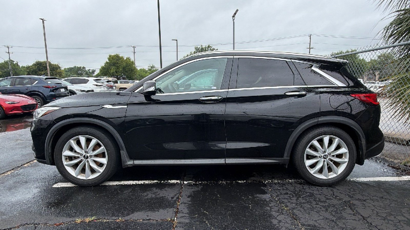 Used 2019 INFINITI QX50 Essential w/ Premium Heat Package AWD/4WD image 13