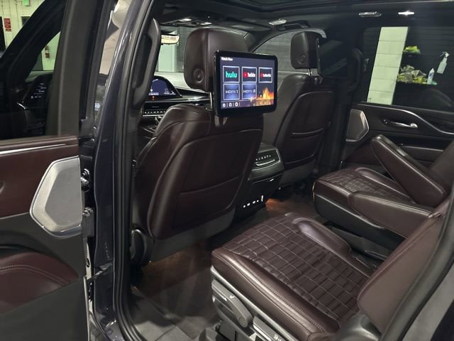 Used 2022 Cadillac Escalade ESV Premium Luxury Platinum image 30