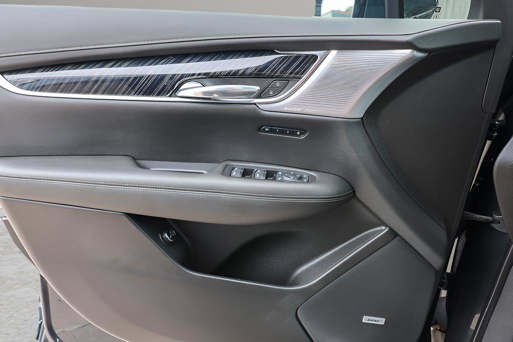 Used 2023 Cadillac XT6 Premium Luxury w/ Technology Package image 20