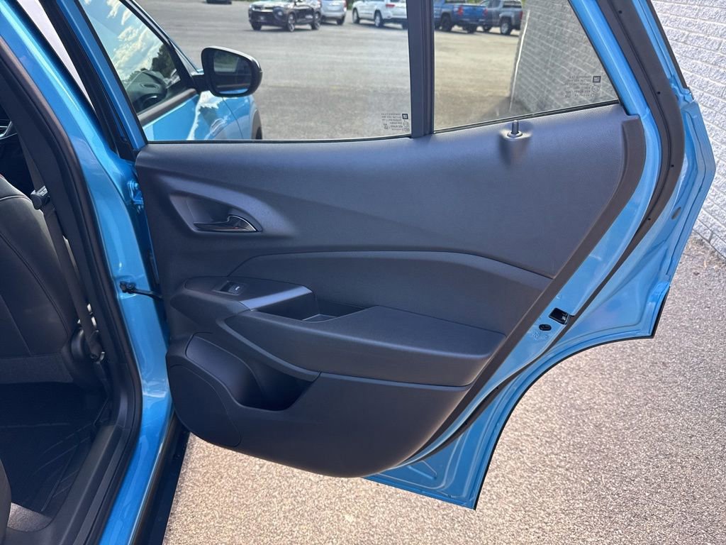 New 2025 Chevrolet Trax RS w/ Driver Confidence Package image 15