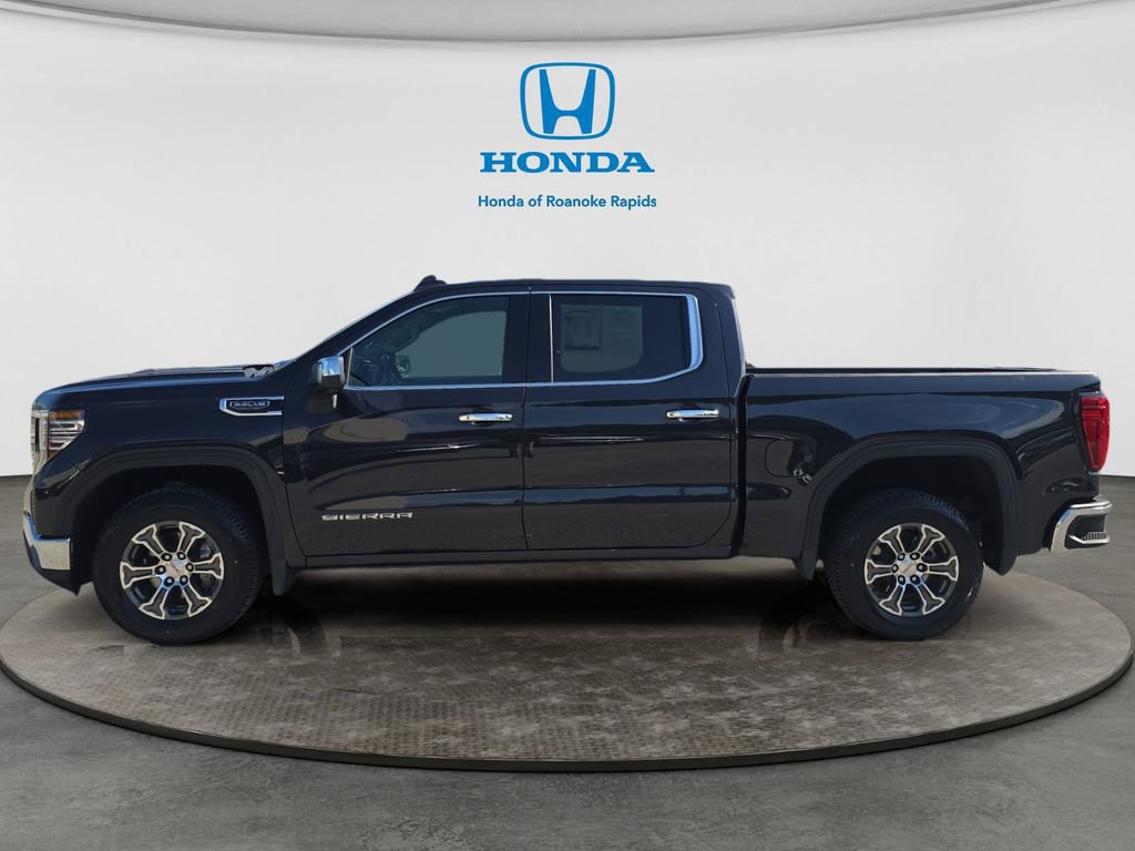 Used 2025 GMC Sierra 1500 SLT RWD image 2