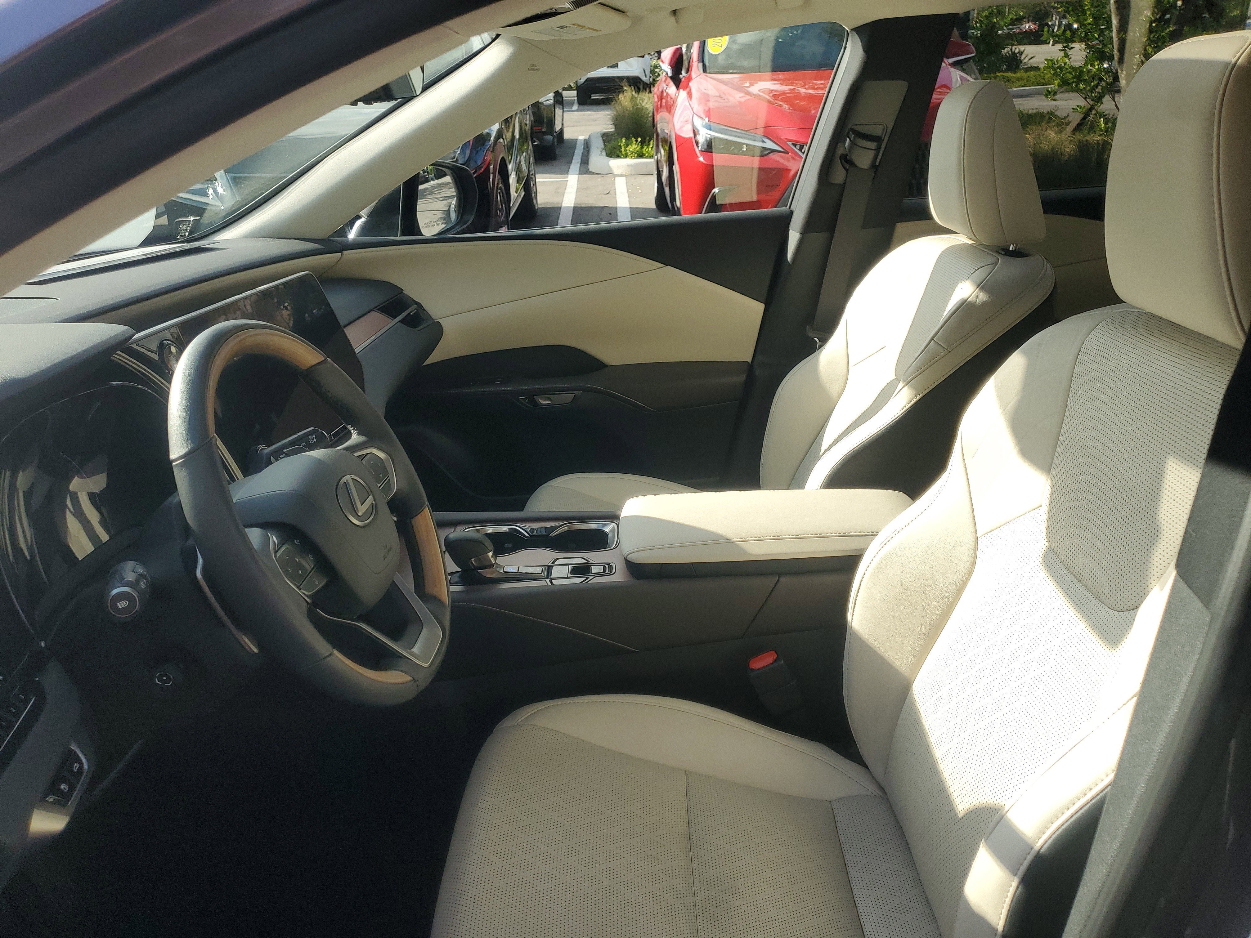 Used 2023 Lexus RX 350 Premium Plus w/ Cold Area Package image 15