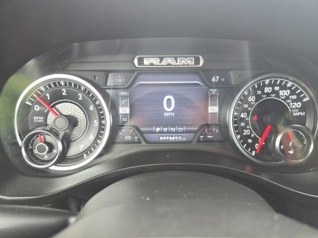 Used 2019 RAM 1500 Big Horn AWD/4WD image 12