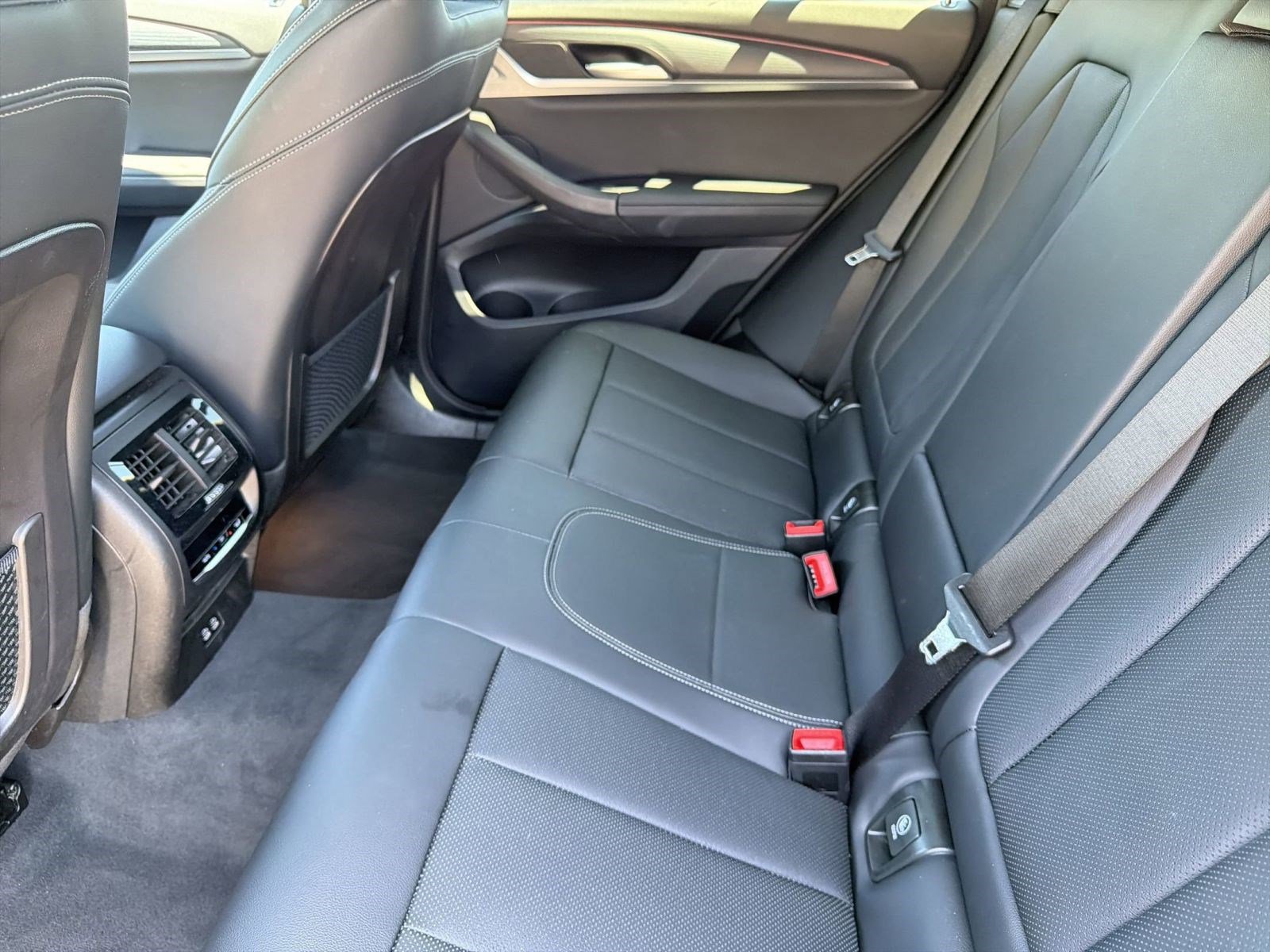 Certified 2025 BMW X4 xDrive30i image 26