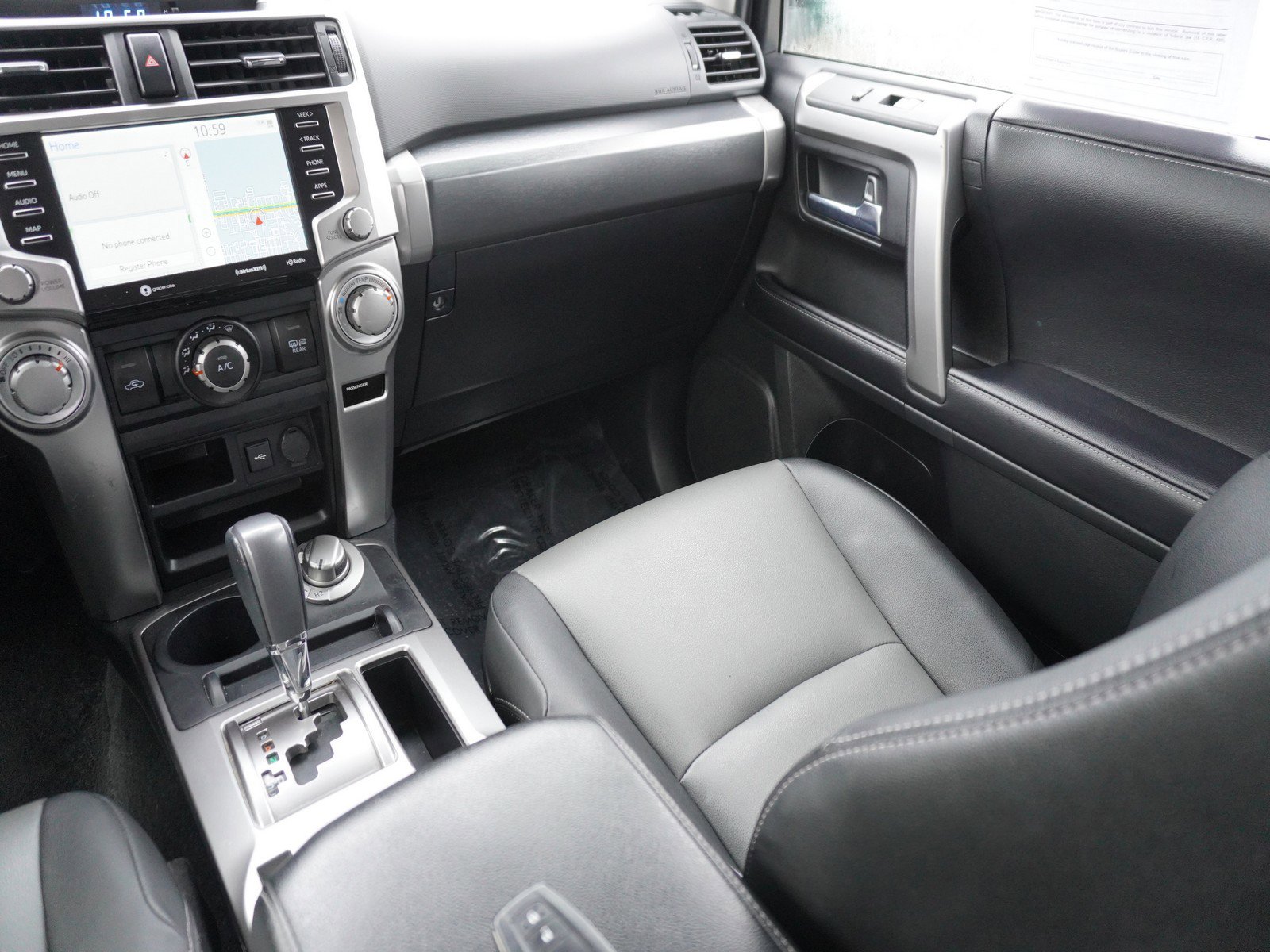 Used 2024 Toyota 4Runner SR5 Premium image 17