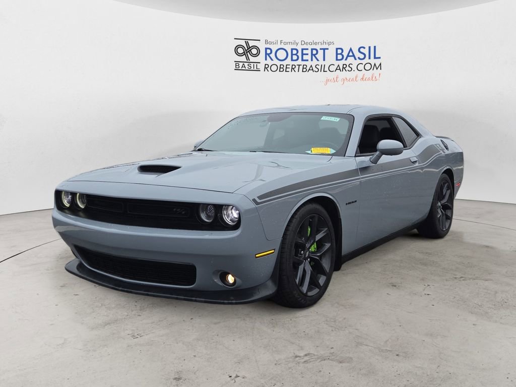 Used 2022 Dodge Challenger R/T w/ Driver Convenience Group image 1