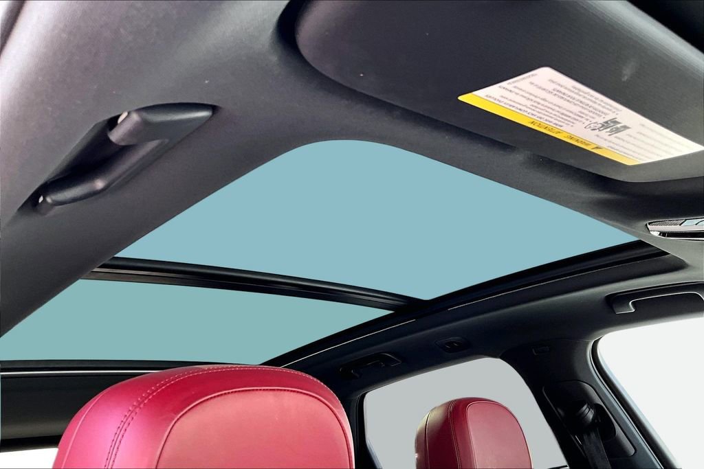 Used 2022 Porsche Cayenne image 25