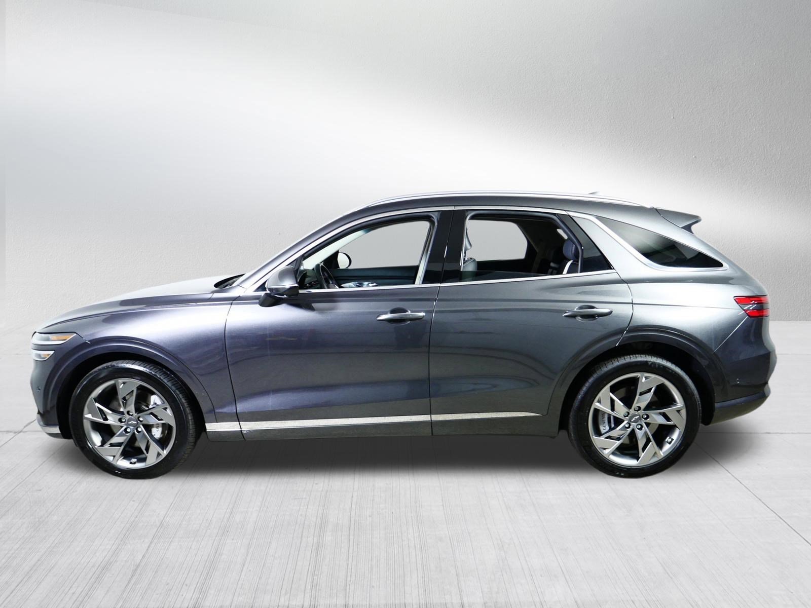 Certified 2025 Genesis Electrified GV70 AWD/4WD image 4